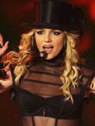 britney-spears-womanizer-small