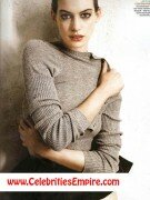 Anne Hathaway panties