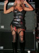 Carmen Electra fishnets