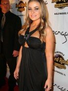 Carmen Electra public