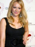 Hilary Duff hot