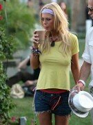 Tara Reid nice tits