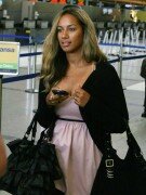 Leona Lewis breasts