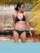 Jennifer Connelly big boobs