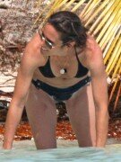 Jennifer Connelly sexy