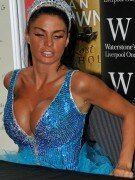 Katie Price cleavage