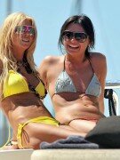 Tara Reid hot
